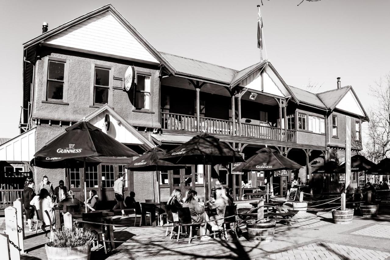 The Blue Pub Hotel Methven Luaran gambar
