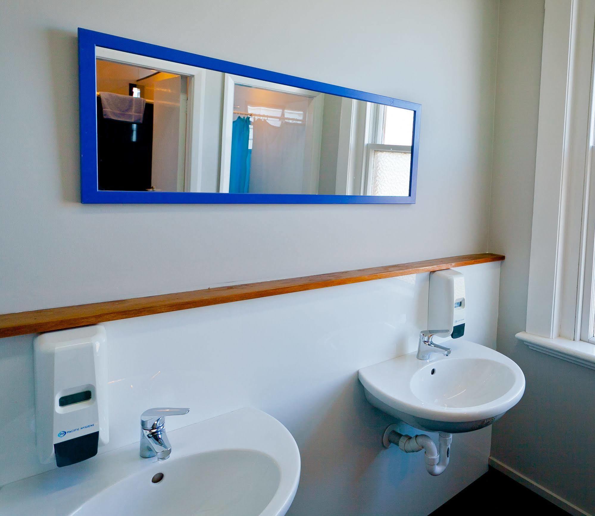 The Blue Pub Hotel Methven Luaran gambar