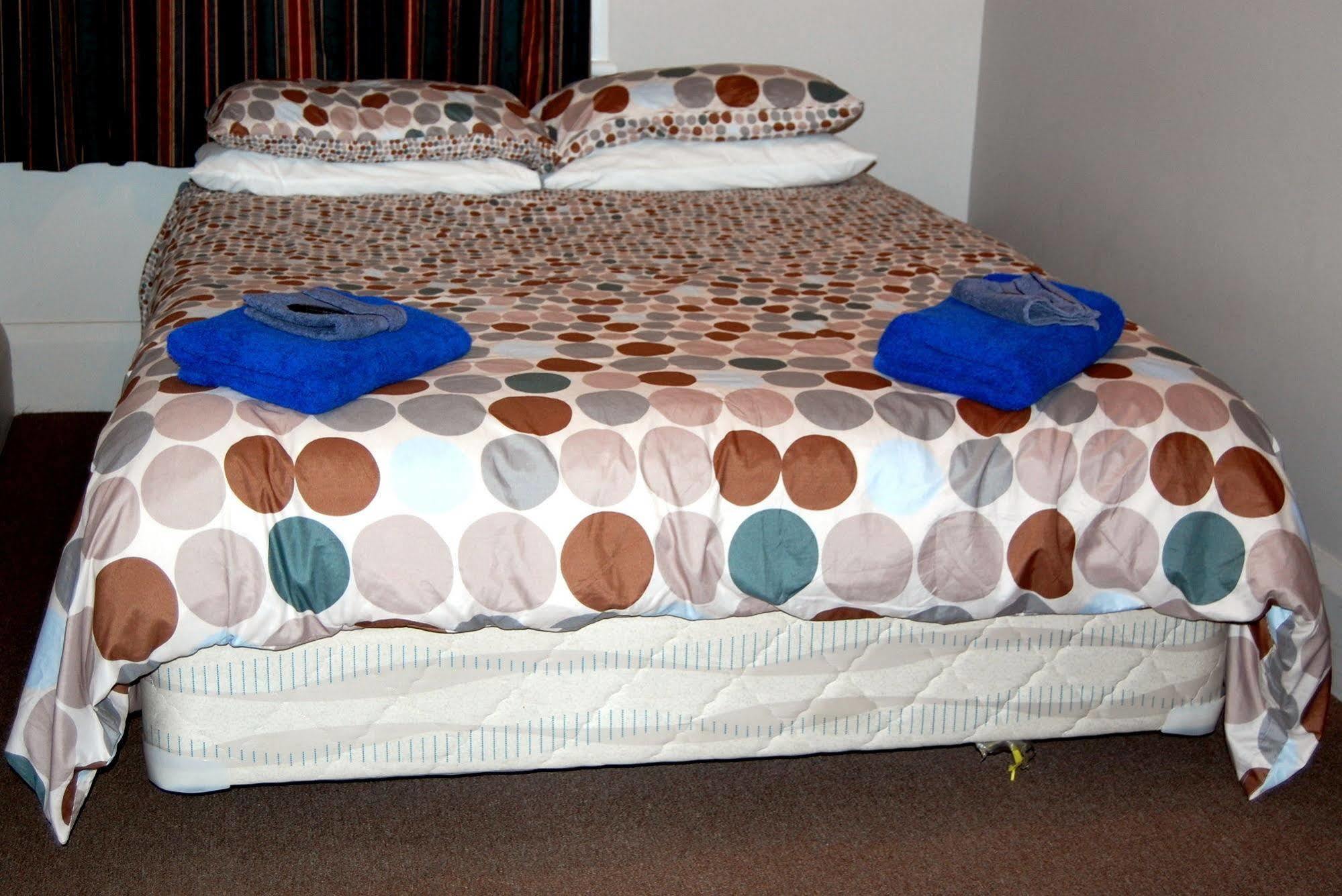 The Blue Pub Hotel Methven Luaran gambar
