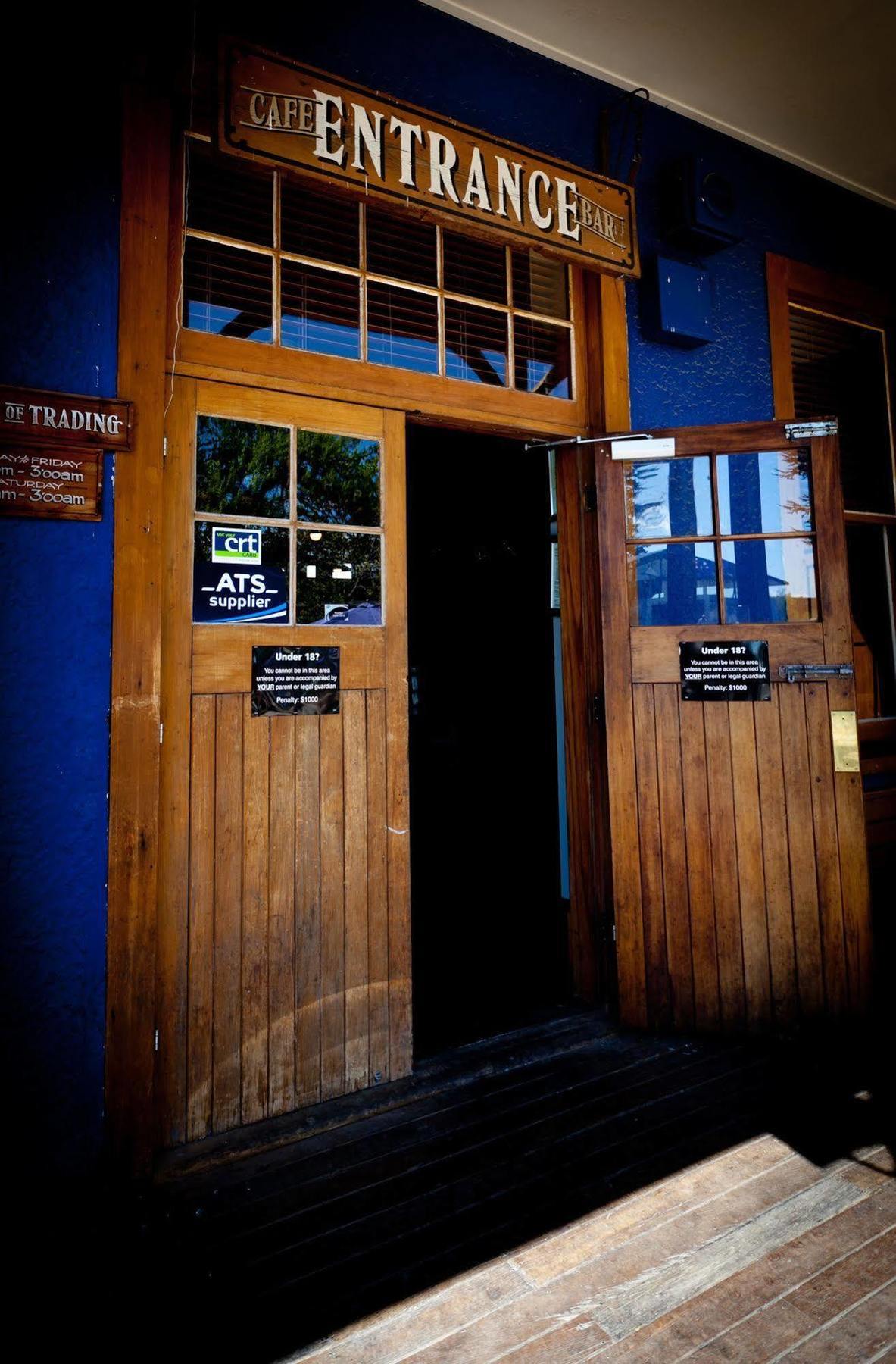 The Blue Pub Hotel Methven Luaran gambar